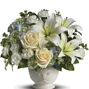 Beautiful Dreams by Teleflora